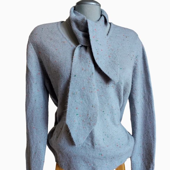 Classic San Francisco Light Grey Sweater with Colar Knot - Size Large - Picture 1 of 7